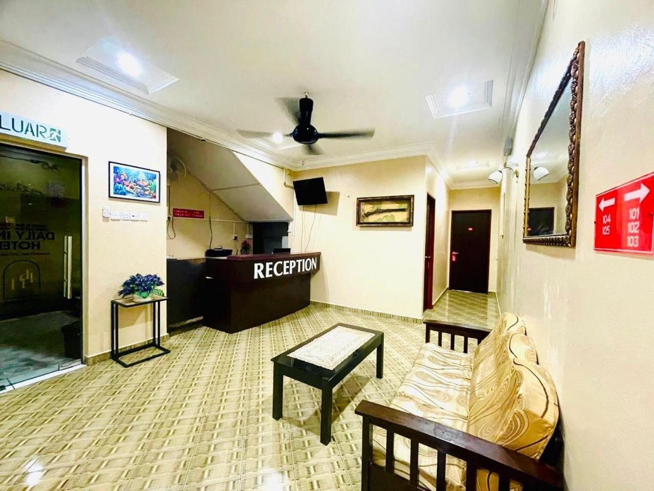 Daily Inn Hotel Mersing Dış mekan fotoğraf